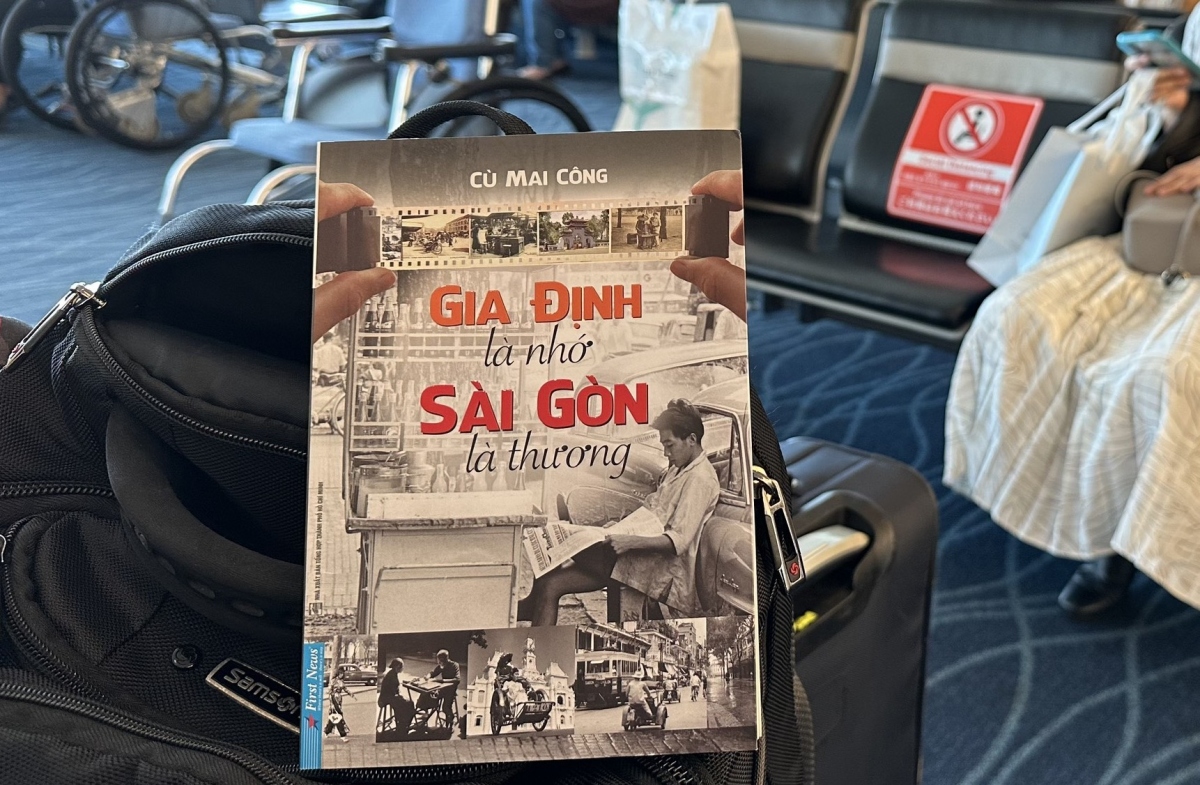 "Gia Định là nhớ, Sài Gòn là thương" - "Trả lại em yêu khung trời đại học"